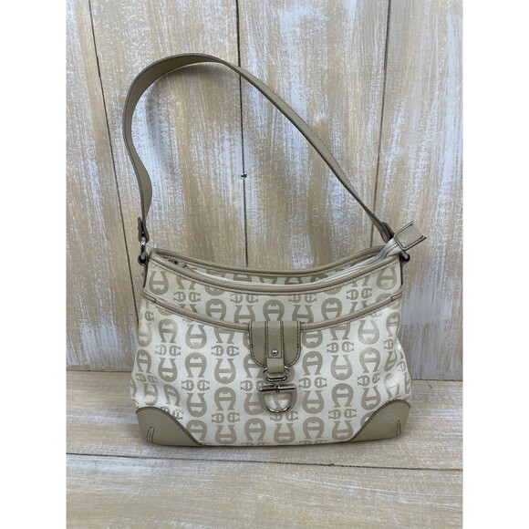 Etienne Aigner Purse Signature Ivory  Shoulder Bag - Picture 1 of 16